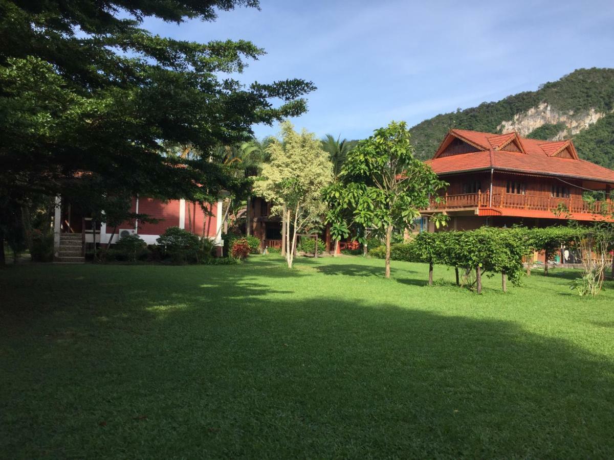 Khao Sok Nung House Hotel Khao Sok National Park Exterior foto